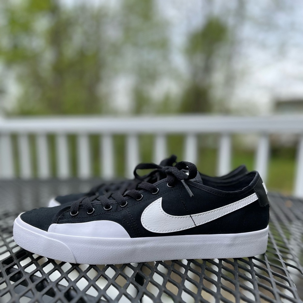 Nike SB BLZR Court Size 8